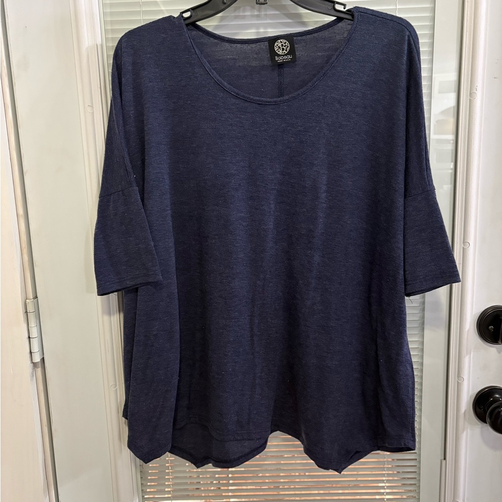 Ladies Sz med top by bobeau